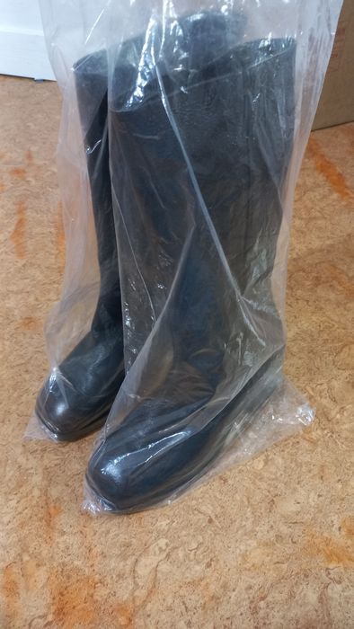 Продается зимние сапоги