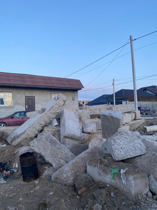 Продам бетонные блоки