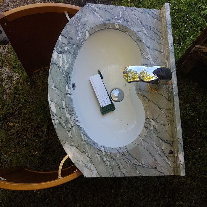 Мивка за баня естествен камък