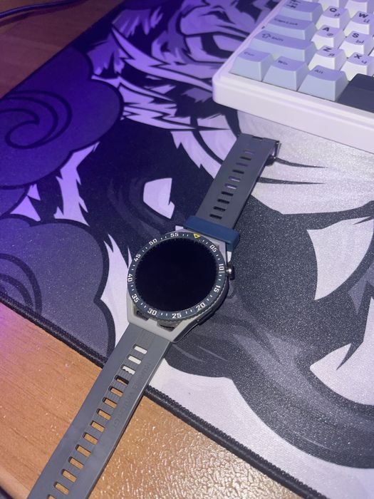 Продам смарт часы, HUAWEI WATCH GT-3 SE