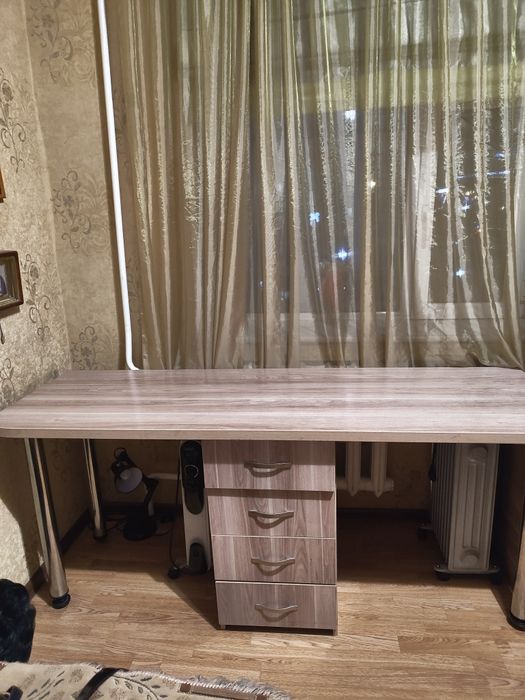 Гарнитур с двухярусной кроватью