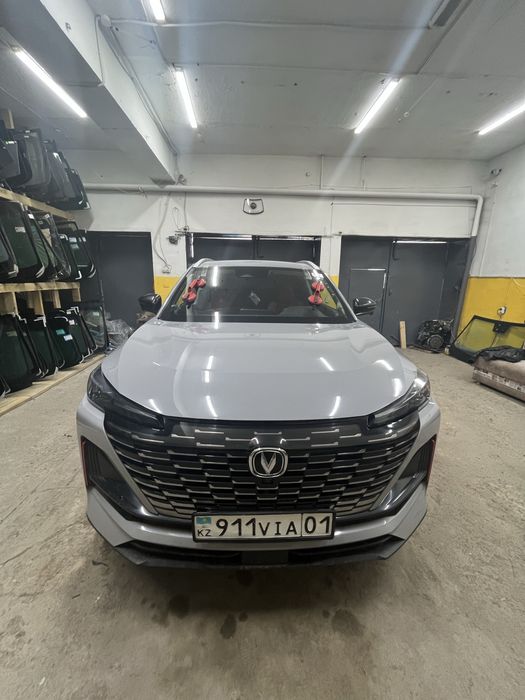 Автостекла лобовое в большом ассортименте легковые грузовые