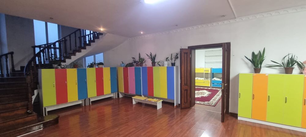 Детская кровать, детские шкафы,