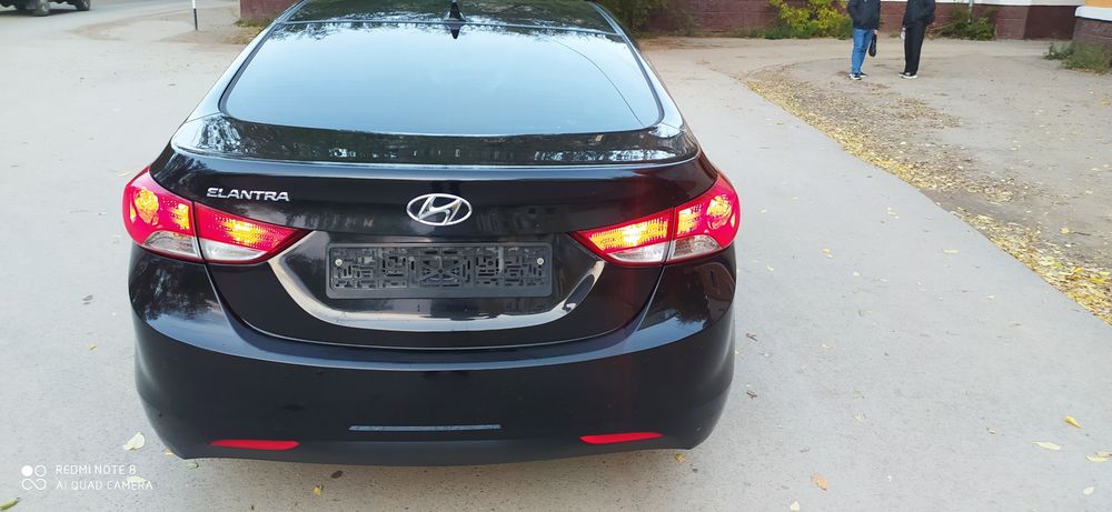 Хундай элантра,2013 года