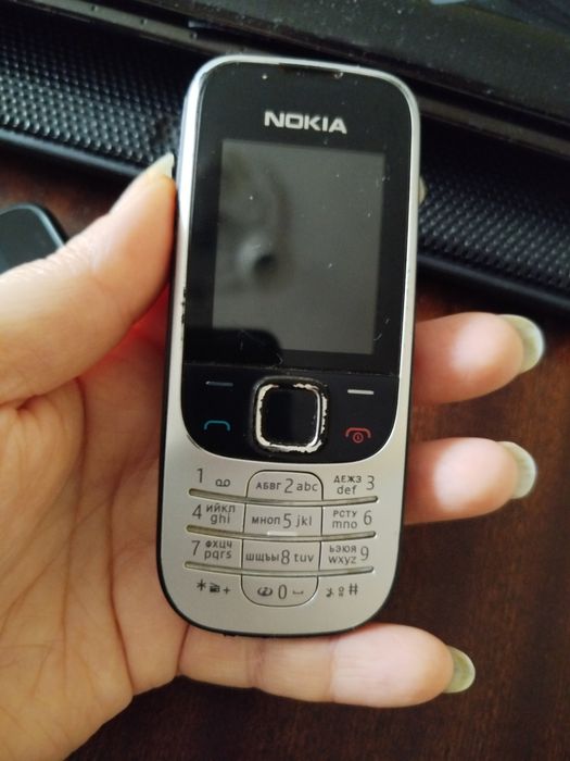 2 телефона за части