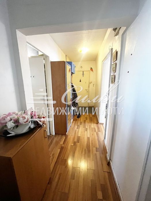 Продава се Тристаен апартамент в Шумен, Тракия - 81 кв.м за 693 €/кв.м - Снимка #12