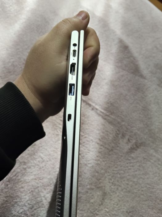 Laptop Naikun DH01 i3_1025g1,16gb ram,ssd1tb,15.6fhd nou