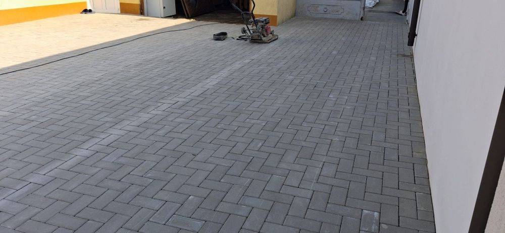 Pavaje montaj Pavele Dale beton