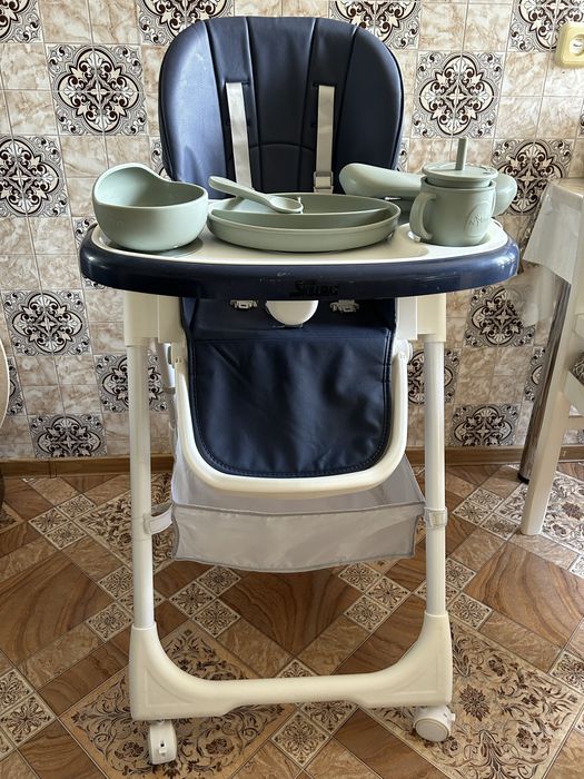 Детский стульчик для кормления