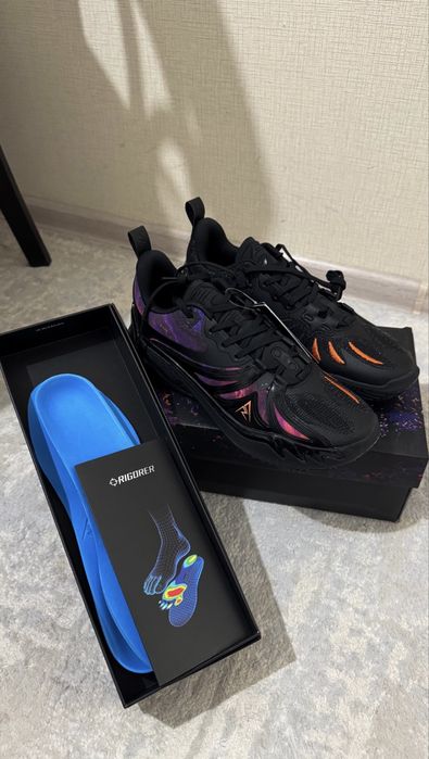 Баскетбольные кроссовки Rigorer AR3