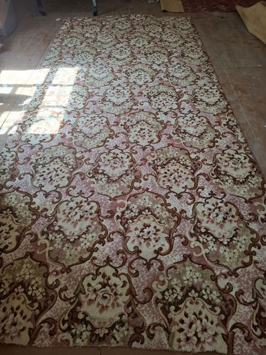 Palaslar sotiladi