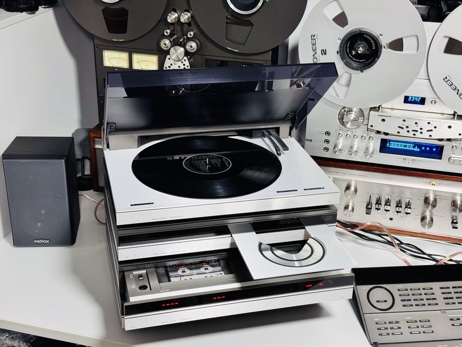 Linie audio completă Bang & Olufsen BeoSystem 5500,4 piese+TELECOMANDĂ