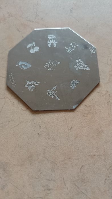 Аппликации для маникюра