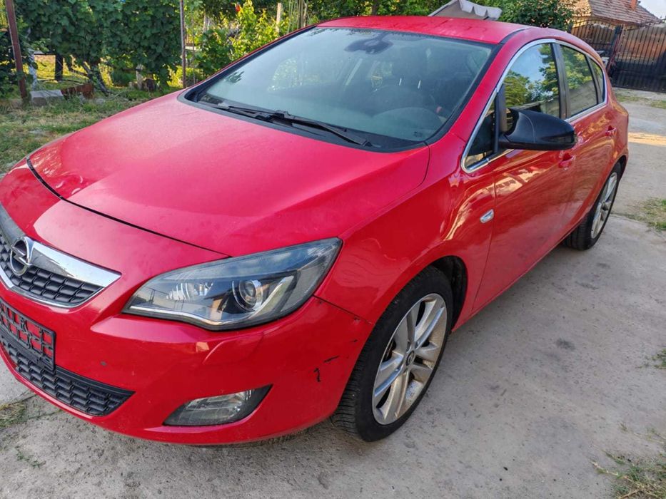 FATA completa / Piese Dezmembrari  Opel Astra J 1.7 Diesel 6+1 trepte