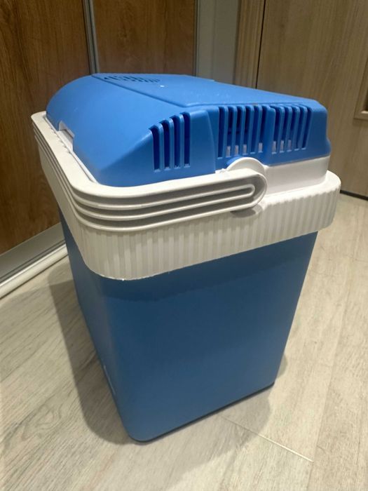 Хладилнa чанта Ardes  - , 26л, 12V-220V топло  студено