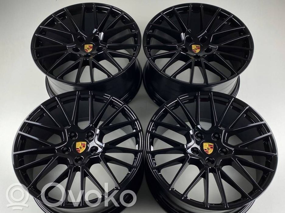 Jante Porsche R21 Panamera porsche cayenne negru lucios Roti porsche 21 in doua latimi Model Spyder