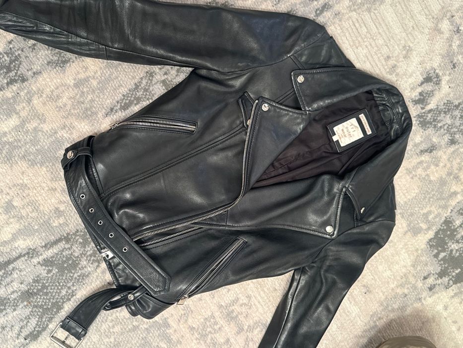 Кожаная куртка zara