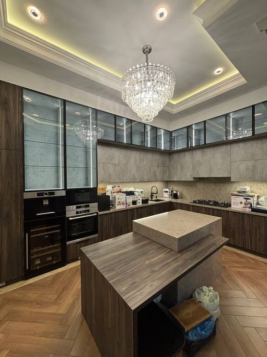 Продам дом на ул. Саламатина, 5 комнат, 3 соток