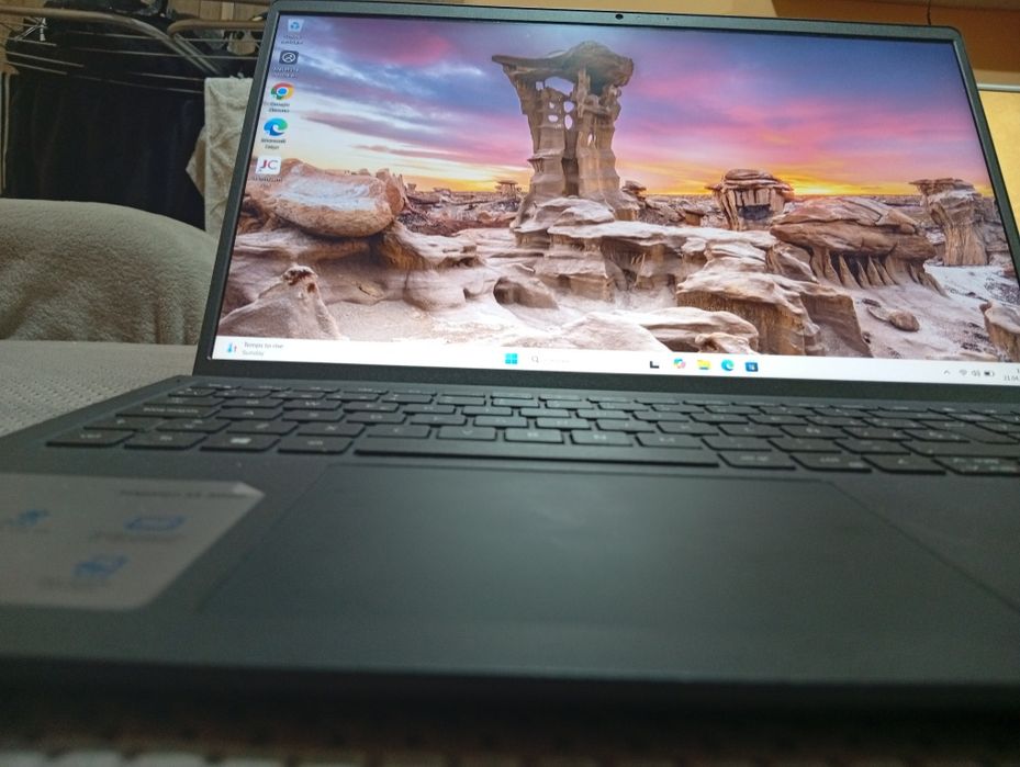 Laptop Dell Inspirion 15 3000