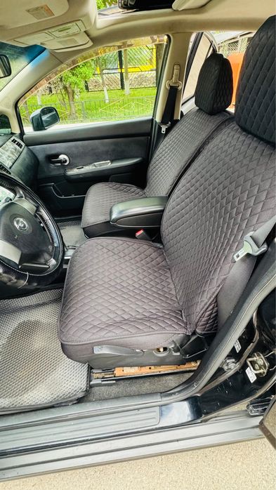 Nissan tiida 2005 года