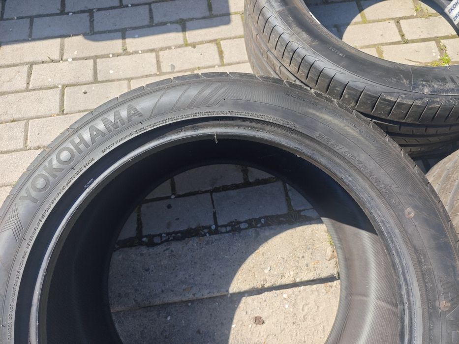 Гуми летни 285/45R22 2бр и 325/40R20 2бр спорт пакет Mercedes GLS