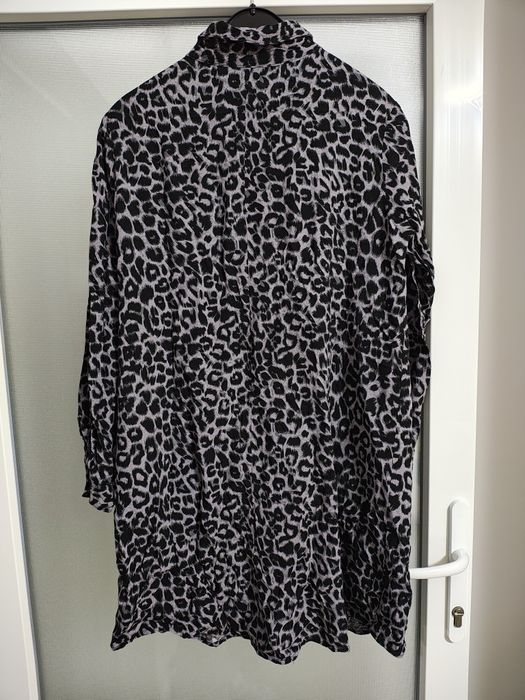 Rochie scurta / cămașă cu colanți