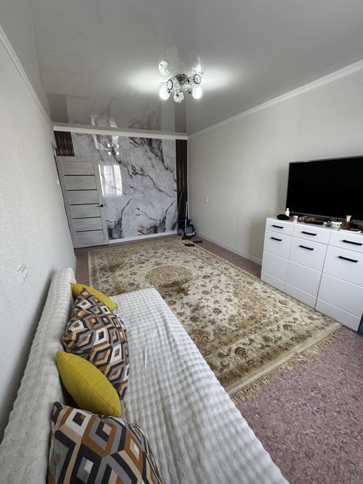 СРОЧНО!!!Продам 2 к.кв 55 кв.м ул.пл р-н 101 Стр.бр рынка Алтай