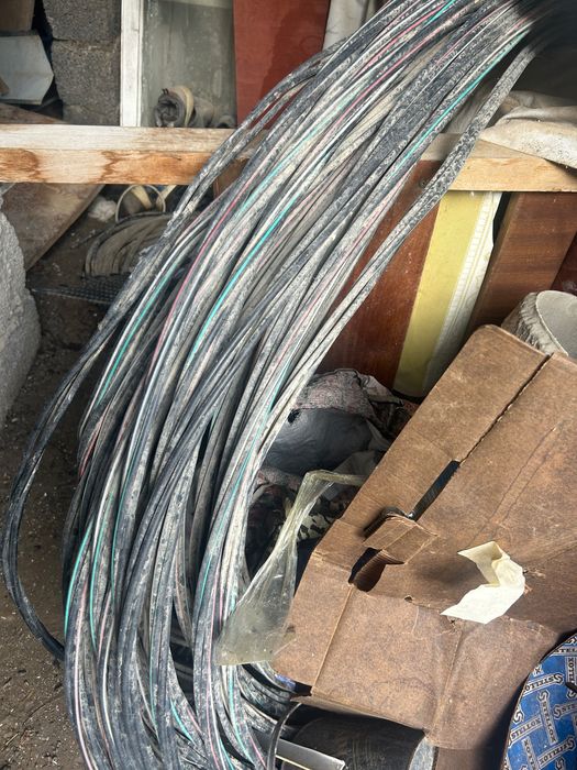 Продается кабель 380 в