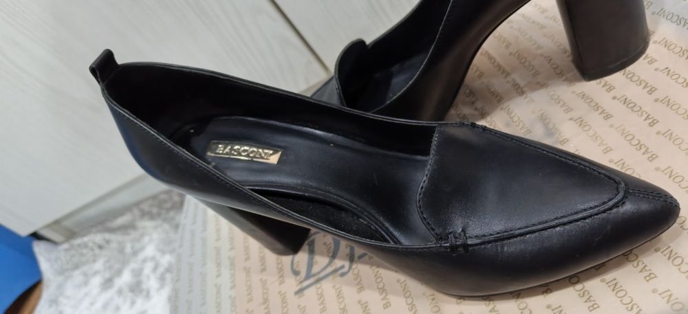 Туфли кожаные женские