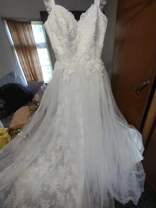 Булчински рокли.