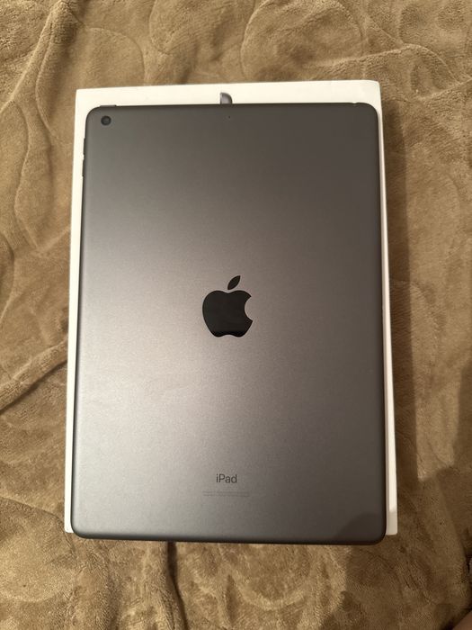 Apple iPad 10.2 ,2021