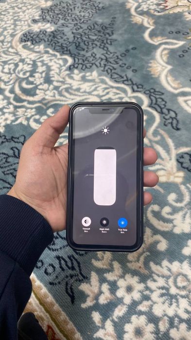 Айфон 11 сатылады