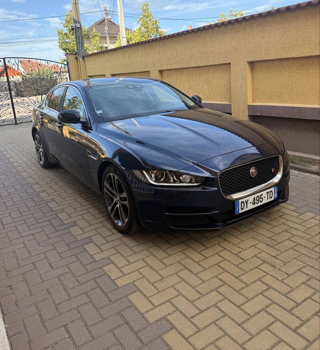 Jaguar xe 2.0 d 180cp