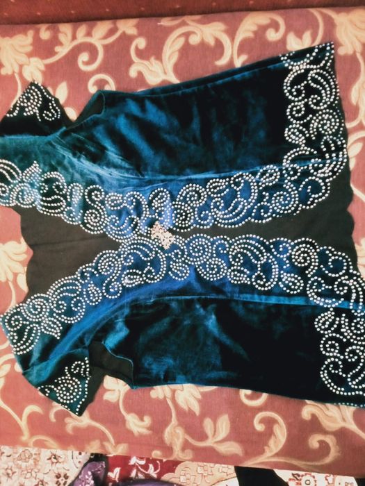 Продам национальные одежды