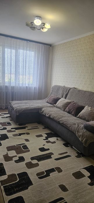 Сдам 2.ком. квартиру. Естая 95