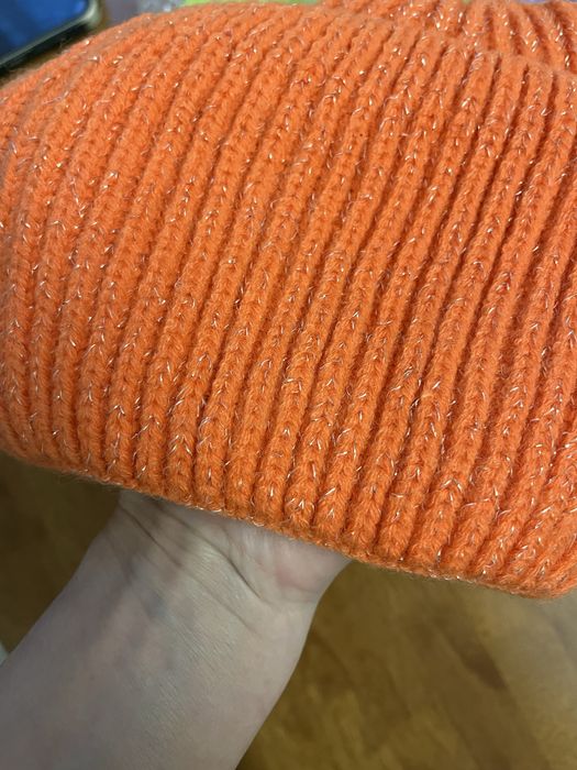 Продам шапки!не дорого