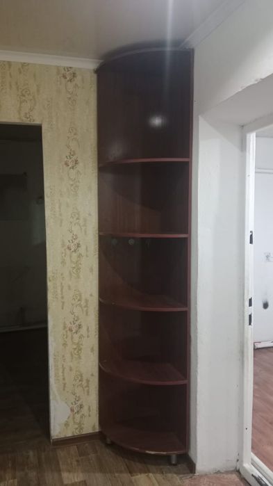 Угловая полка цена 10.000