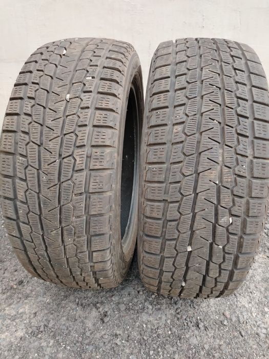 Продам шины 2 шт зима