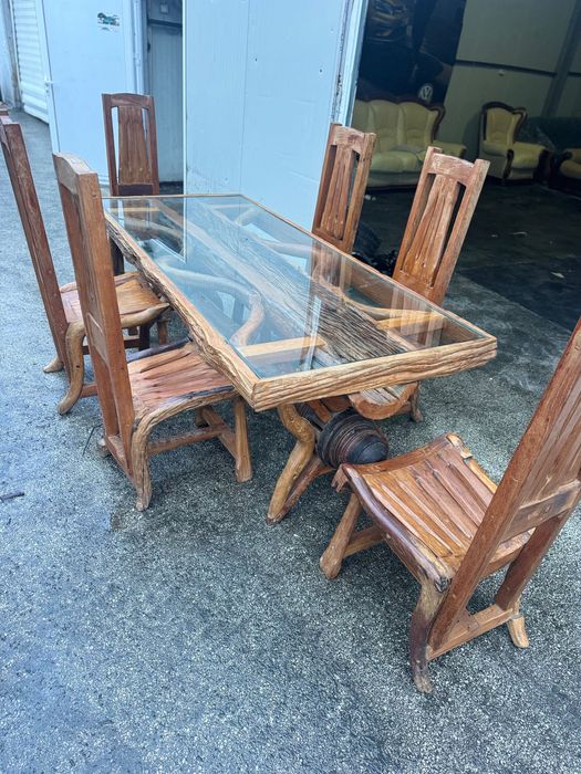 Индонезийска маса Дървопластика