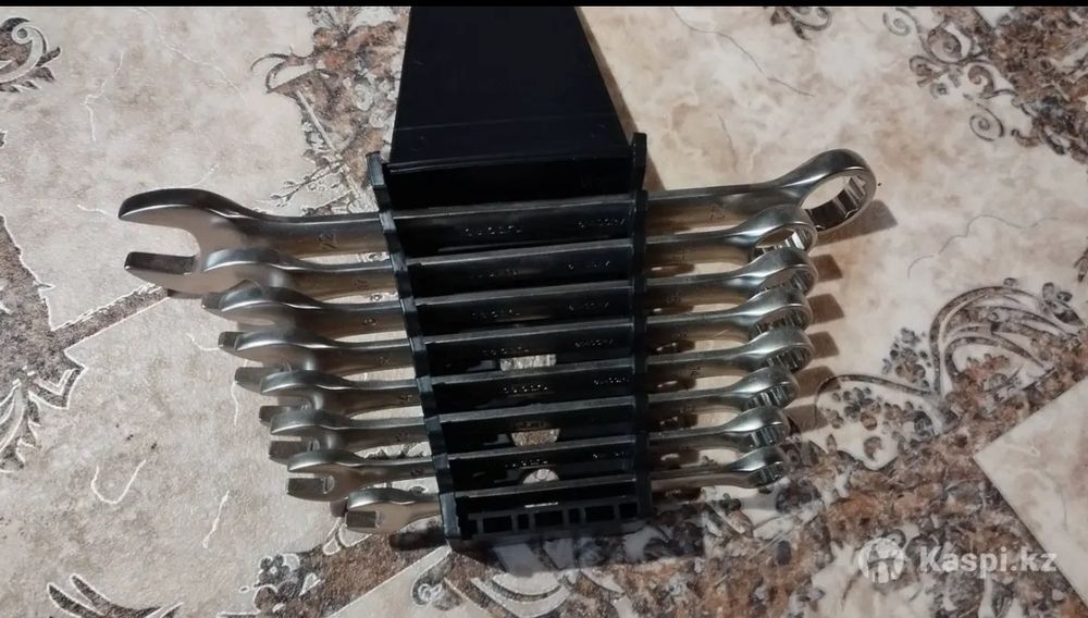 Продам набор ключей