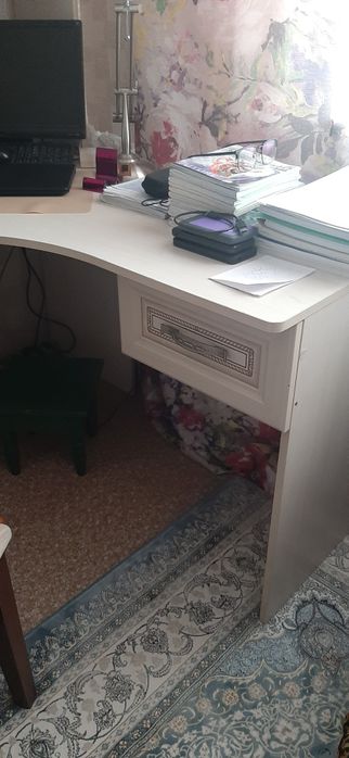 Продам стол письменный, компьютерный