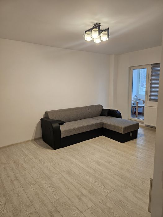 Închiriez apartament două camere