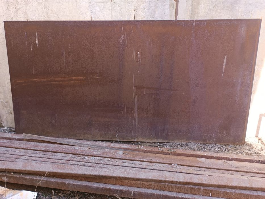 Продам профильные квадратные трубы