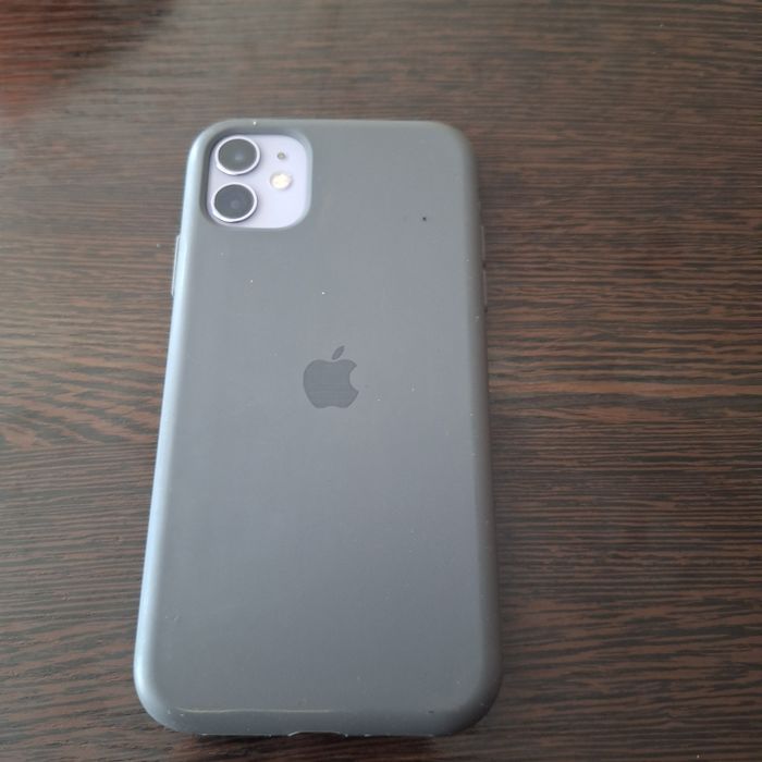 iPhone 11 с гарантией