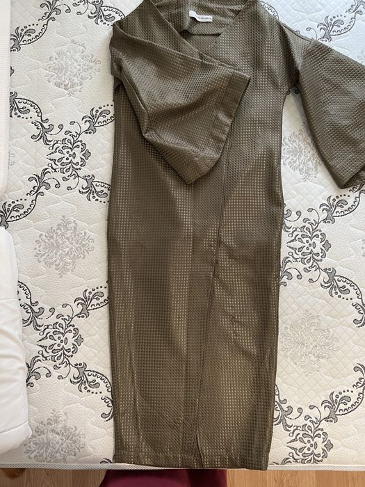 Женские платья