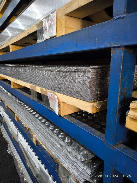 Листы алюминиевые рифлёные