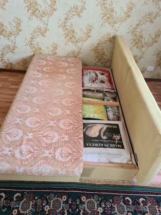 Продам диван б/у
