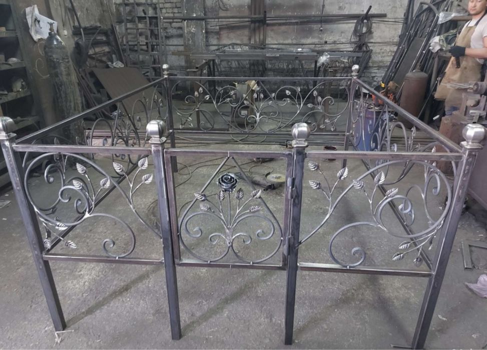 Изготавление оградок для могил