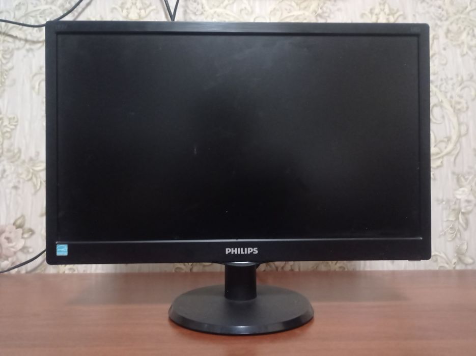 Срочно Монитор 19 Philips