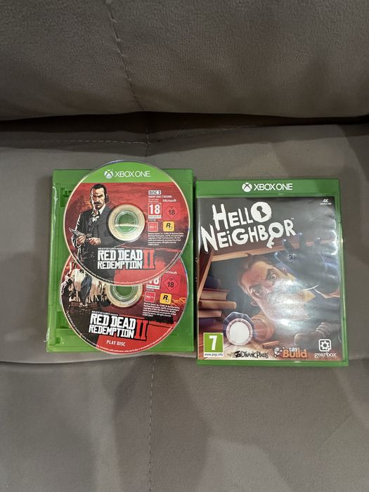 Продам X BOX ONE S